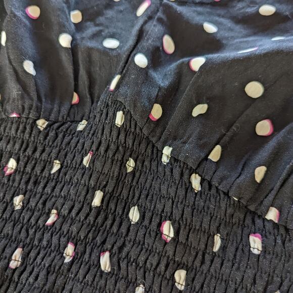 Abercrombie & Fitch Black Polka Dot Smocked Crop Top size Small - Picture 5 of 6